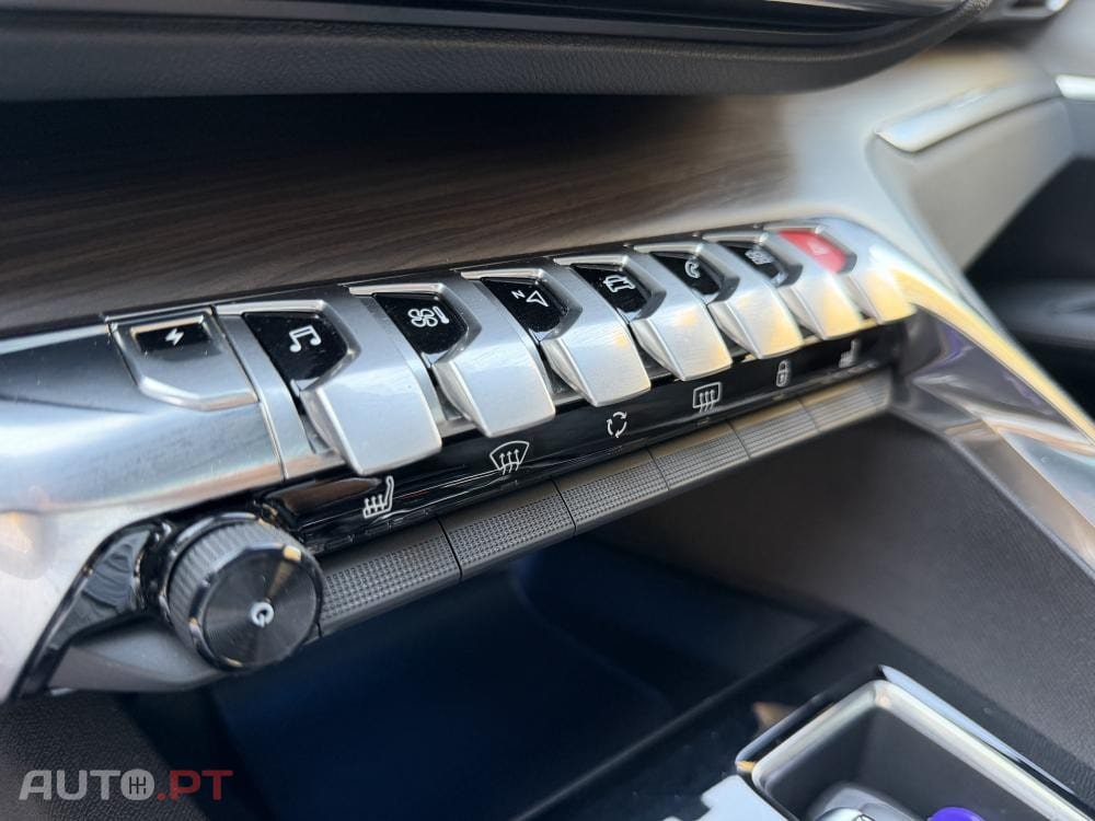 Peugeot 3008 1.6 Hybrid GT Pack e-EAT8