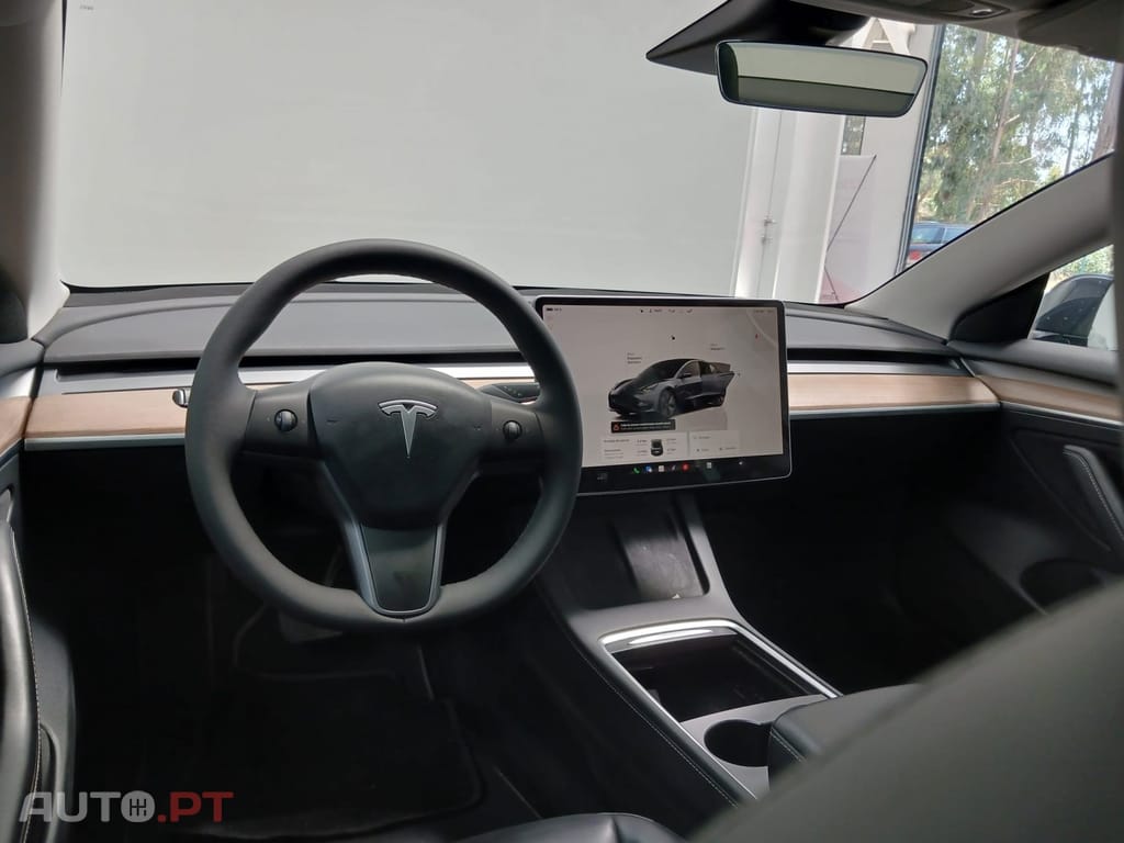 Tesla Model 3 Long Range Tração Traseira