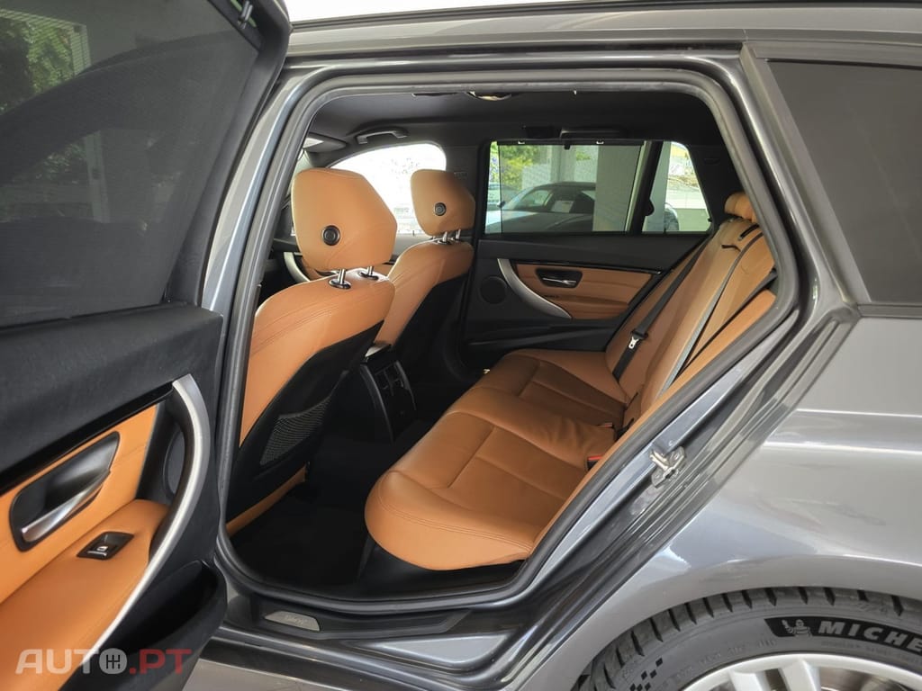 BMW 335 d Touring xDrive Line Sport