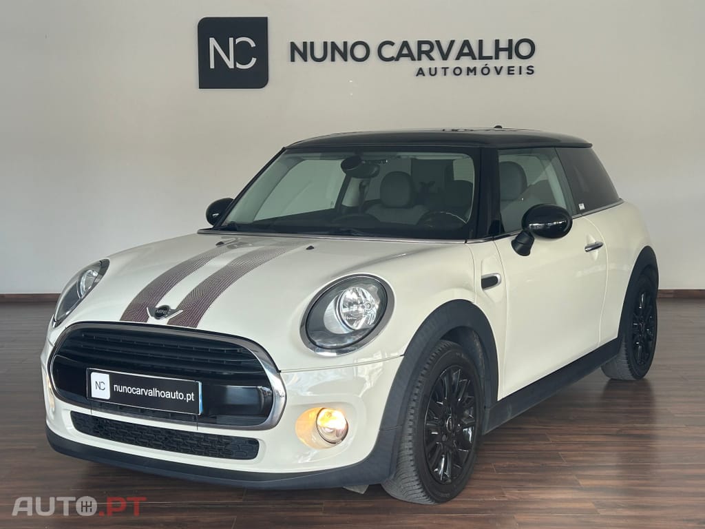 MINI Cooper D Auto