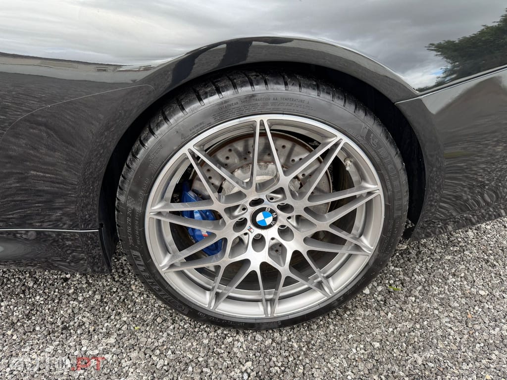 BMW M4 DKG Competition