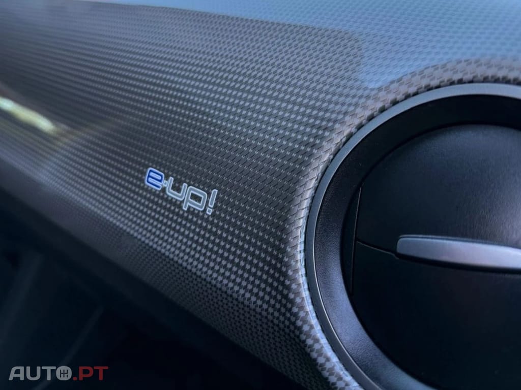 Volkswagen e-Up ! AC/DC