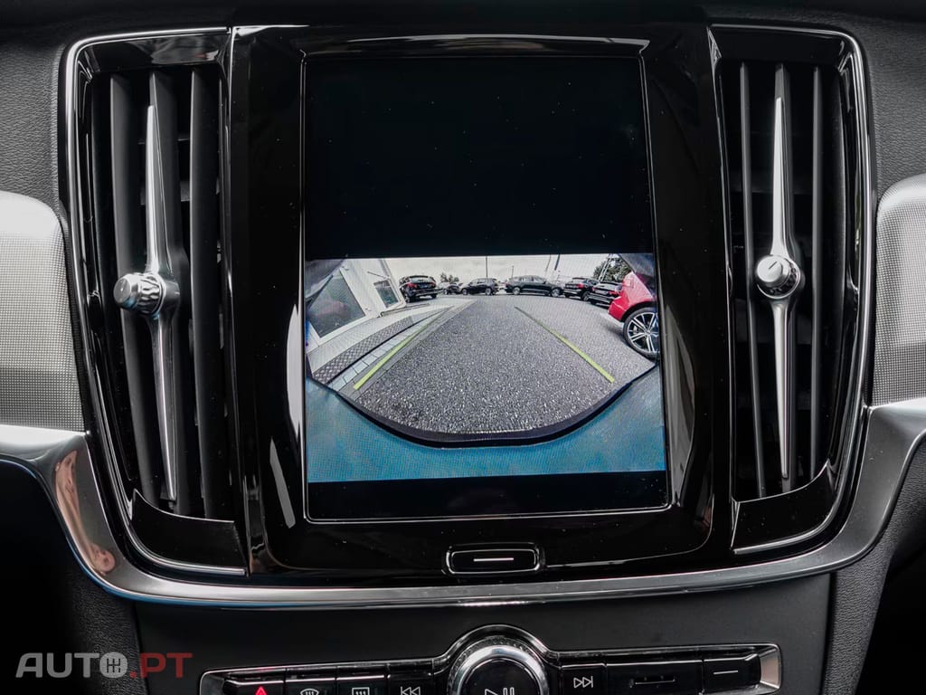 Volvo S90 T8 Twin Engine AWD