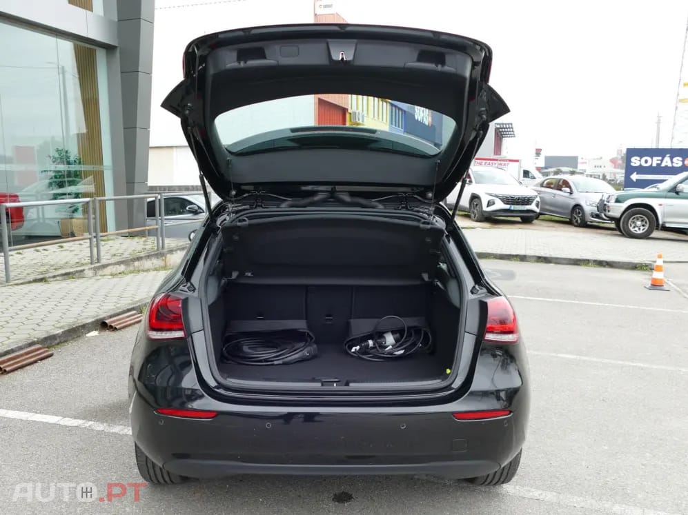 Mercedes-Benz A 250 e Style Plus