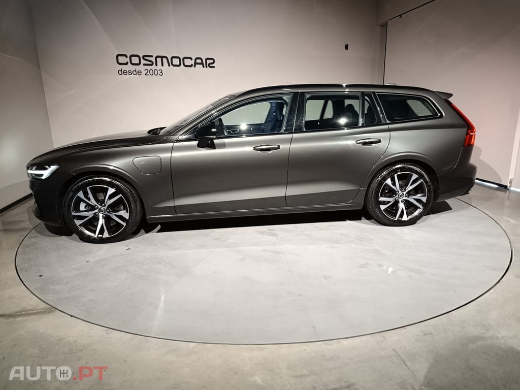 Volvo V60 2.0 T6 AWD R-Design Expression Plug-in