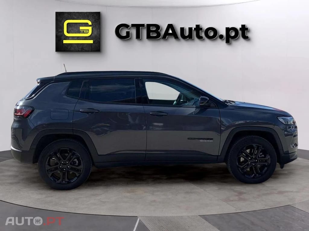 Jeep Compass Upland Plug-In Hybrid 4WD I.V.A DEDUTÍVEL  