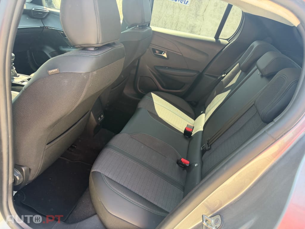 Peugeot 208 1.2 PureTech Allure