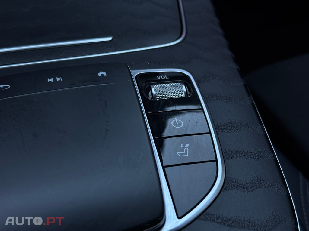 Mercedes-Benz E 220 d AMG Line 7L