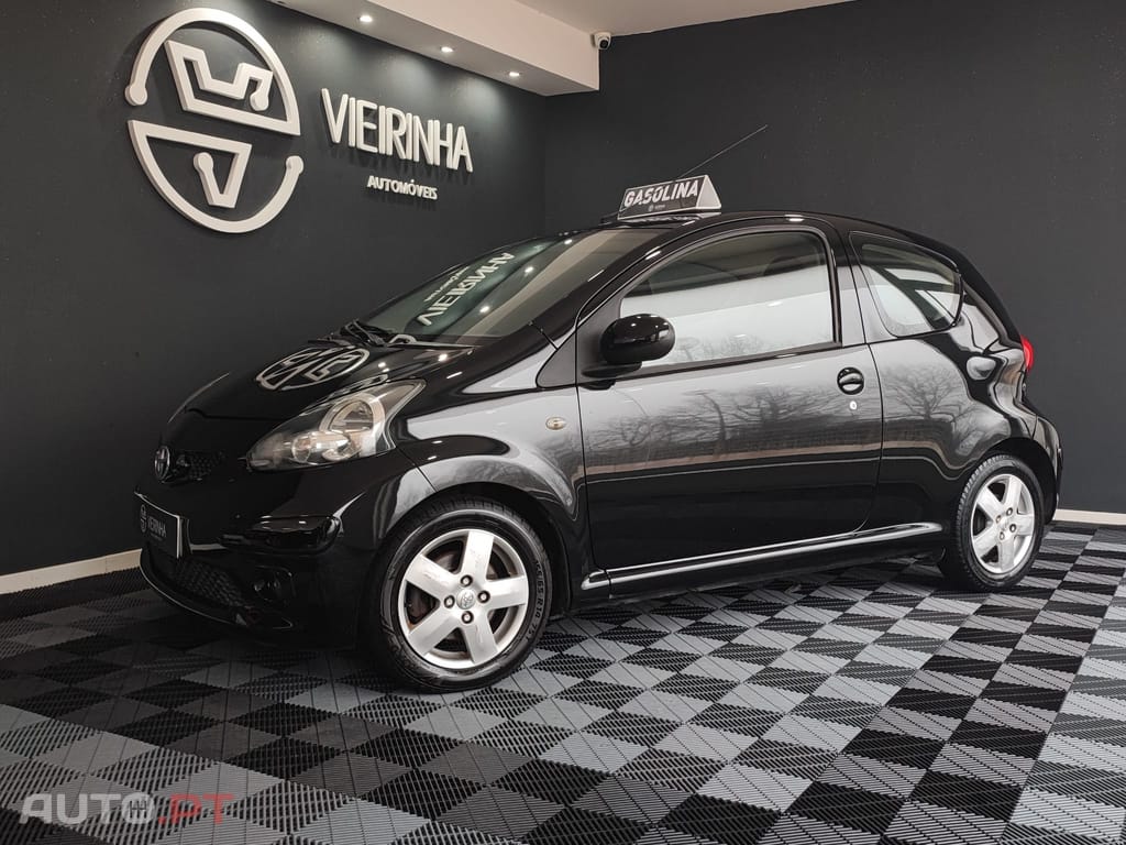 Toyota Aygo 1.0 AC (nacional)