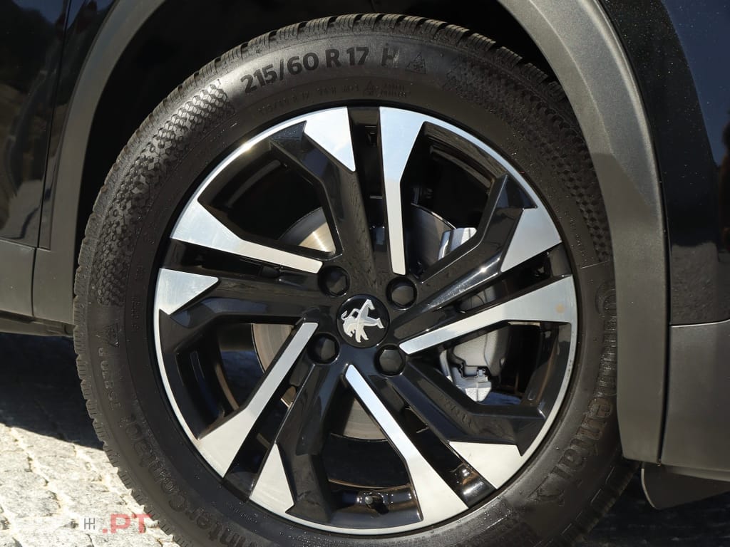Peugeot 2008 1.2 PureTech Allure Pack EAT8