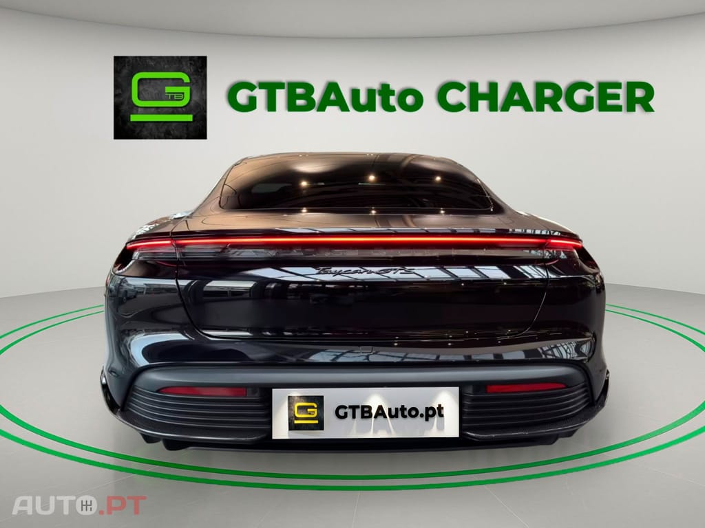 Porsche Taycan GTS I.V.A DEDUTIVEL 