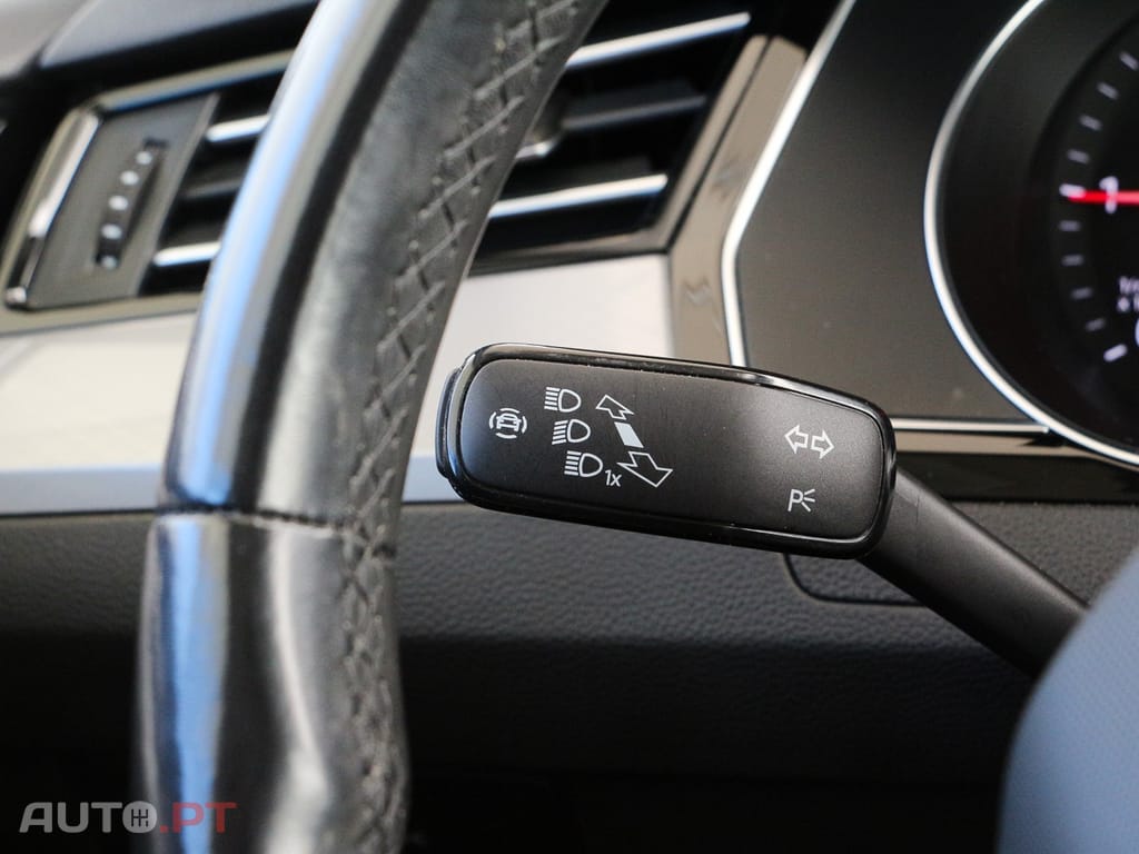 Volkswagen Passat Variant 2.0 TDi Elegance DSG