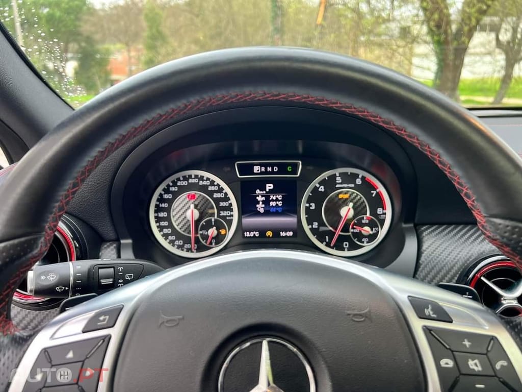 Mercedes-Benz A 45 AMG 4-Matic