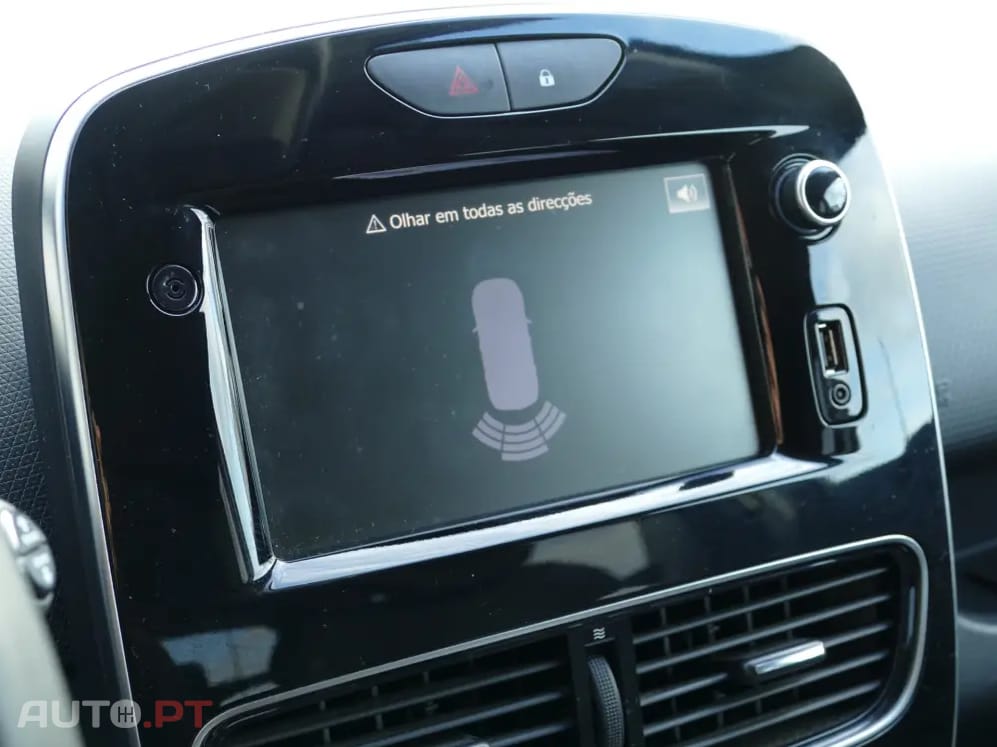 Renault Clio Sport Tourer 0.9 TCe Limited