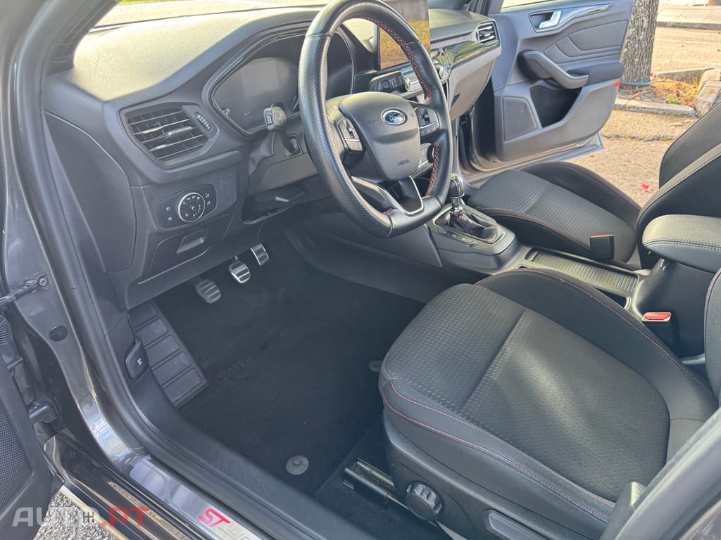 Ford Focus ST Line