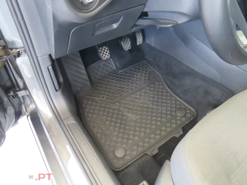 Volkswagen Golf 1.6 TDI Confortline
