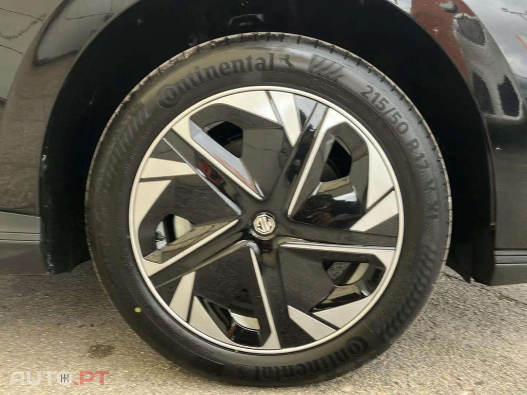 MG MG4 51 kWh Standard