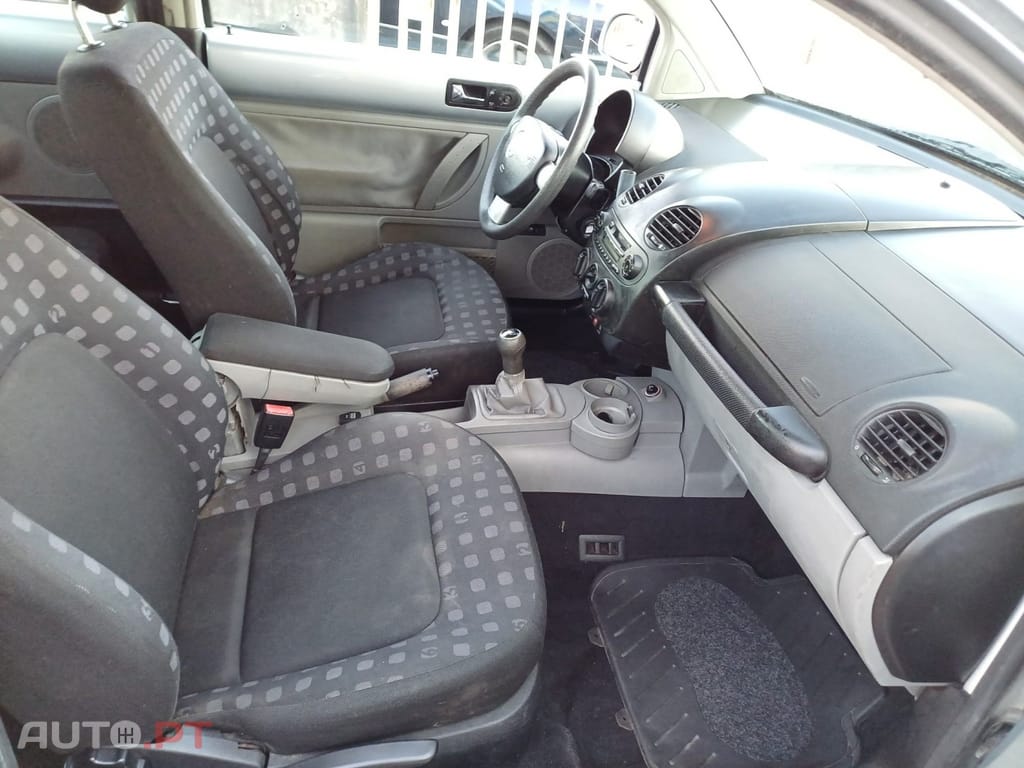 Volkswagen New Beetle 1.4 Top