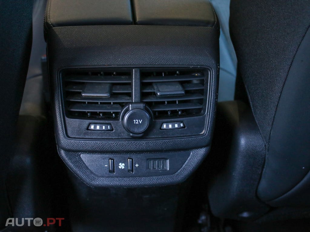 Peugeot 5008 1.2 PureTech Allure EAT8