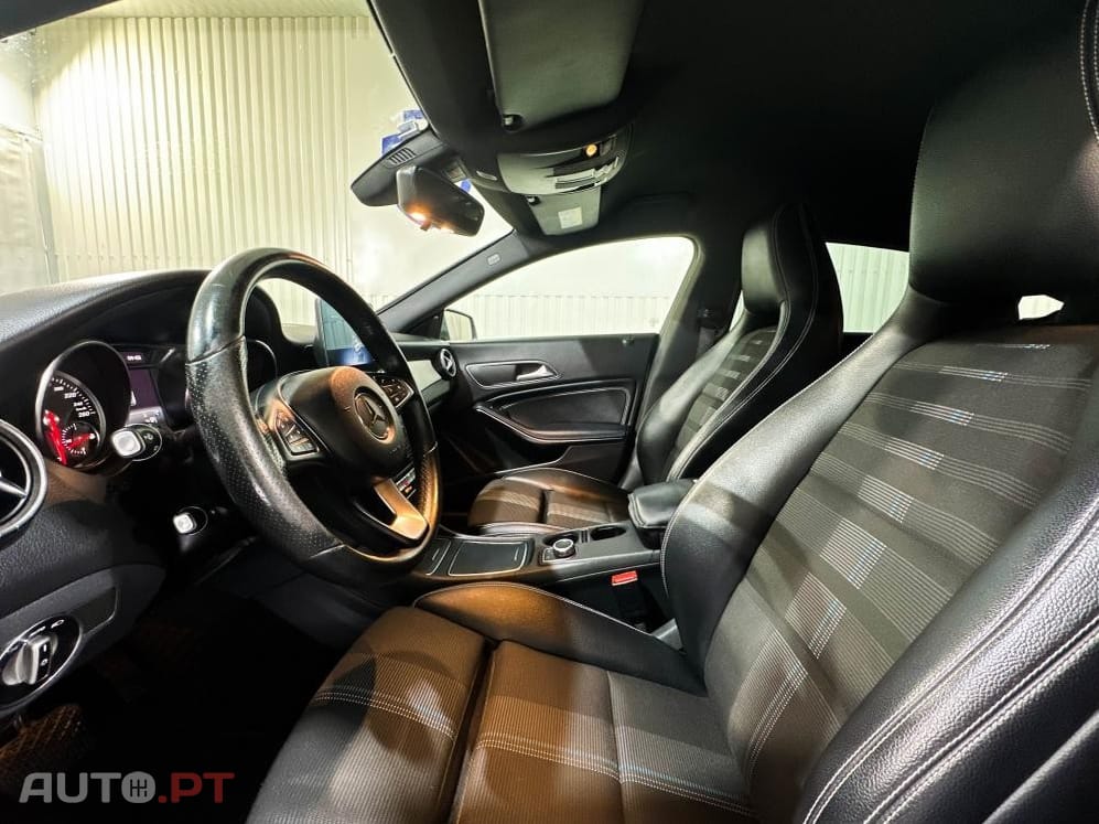 Mercedes-Benz CLA 200 d 4Matic 7G-DCT UrbanStyle Edition