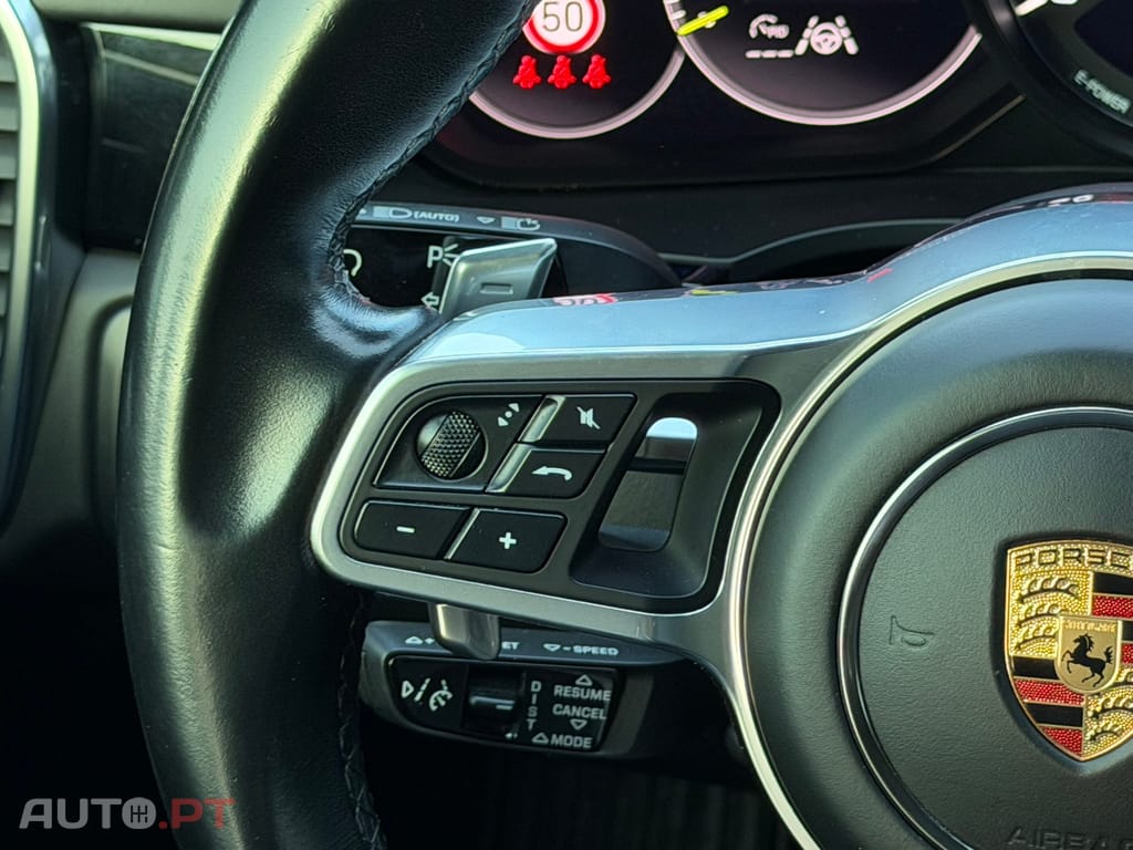 Porsche Cayenne E-Hybrid Tiptronic S