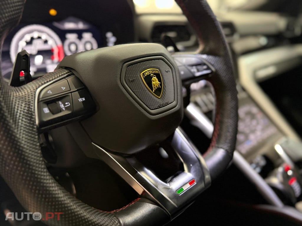 Lamborghini Urus 4.0 V8