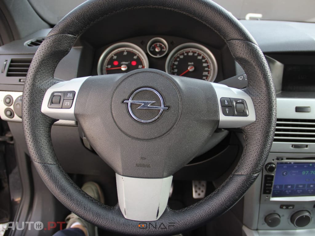 Opel Astra GTC Astra H GTC 1.3 CDTI 90cv