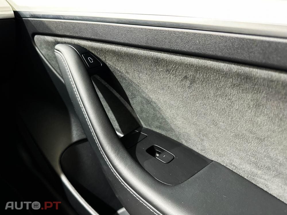 Tesla Model 3 Performance AWD