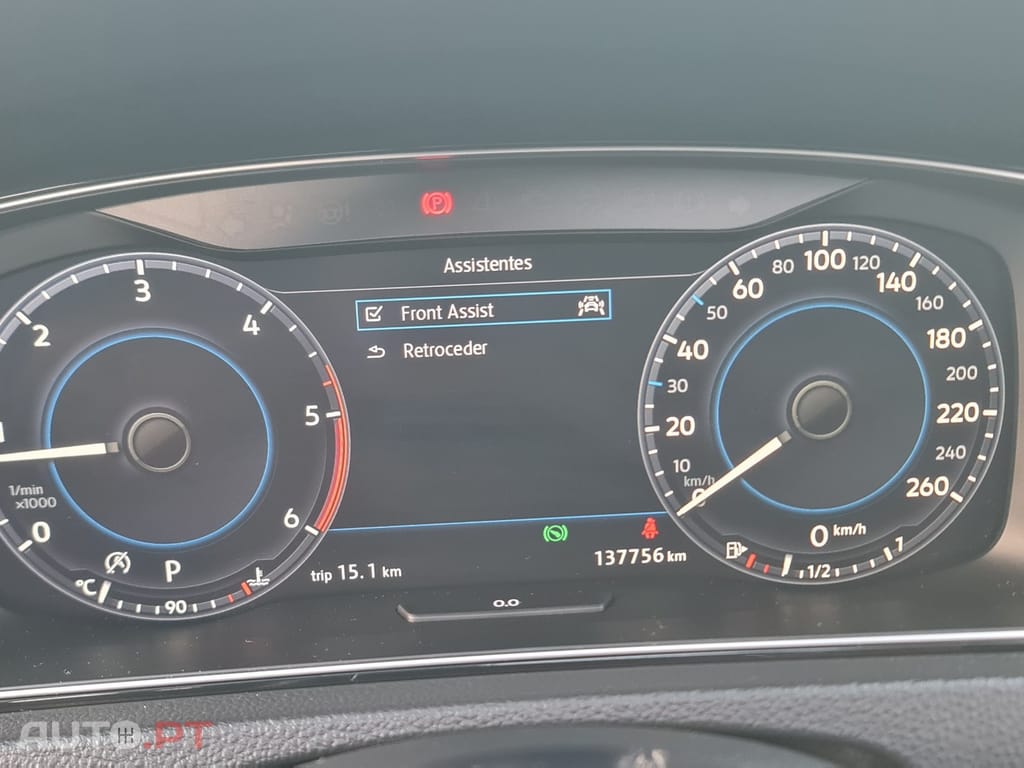 Volkswagen Golf 1.6 TDI R-Line DSG