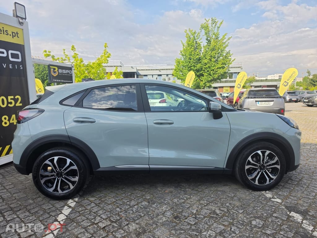 Ford Puma 1.0 EcoBoost MHEV Titanium