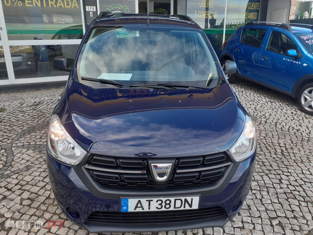 Dacia Lodgy Blue dCi 95 Essential