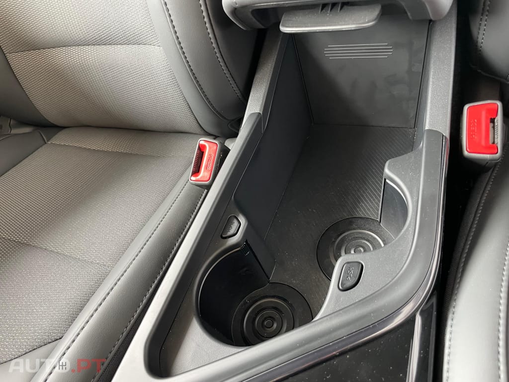 Kia Niro 1.6 GDi HEV Tech
