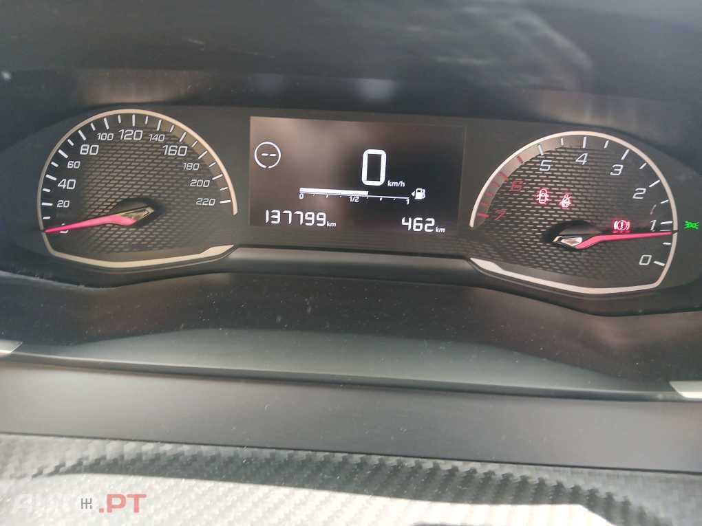 Peugeot 2008 1.2 102 CV ACTIVE
