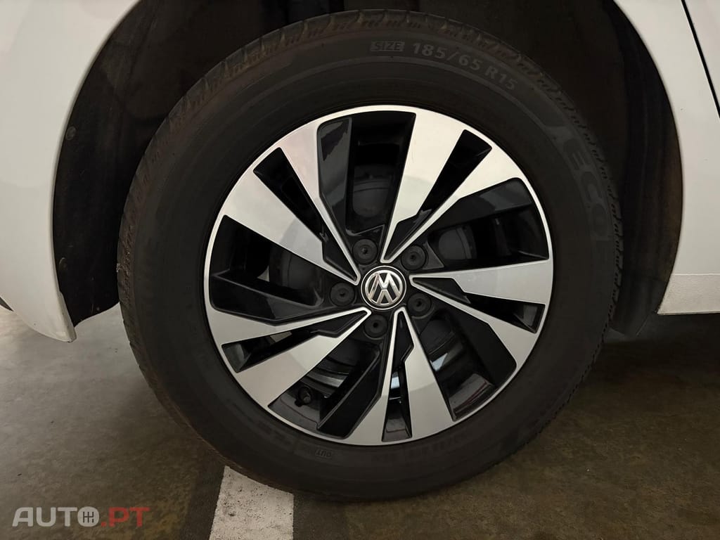 Volkswagen Polo 1.6 TDI Confortline DSG