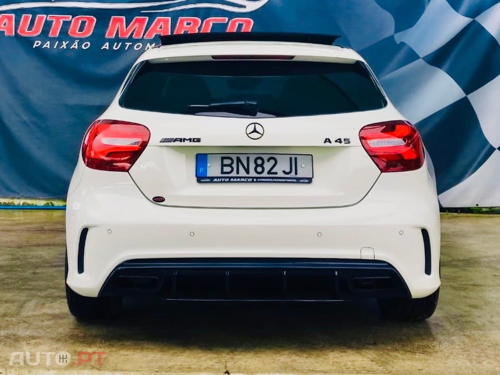 Mercedes-Benz A 45 AMG AMG 4Matic Speedshift 7G-DCT