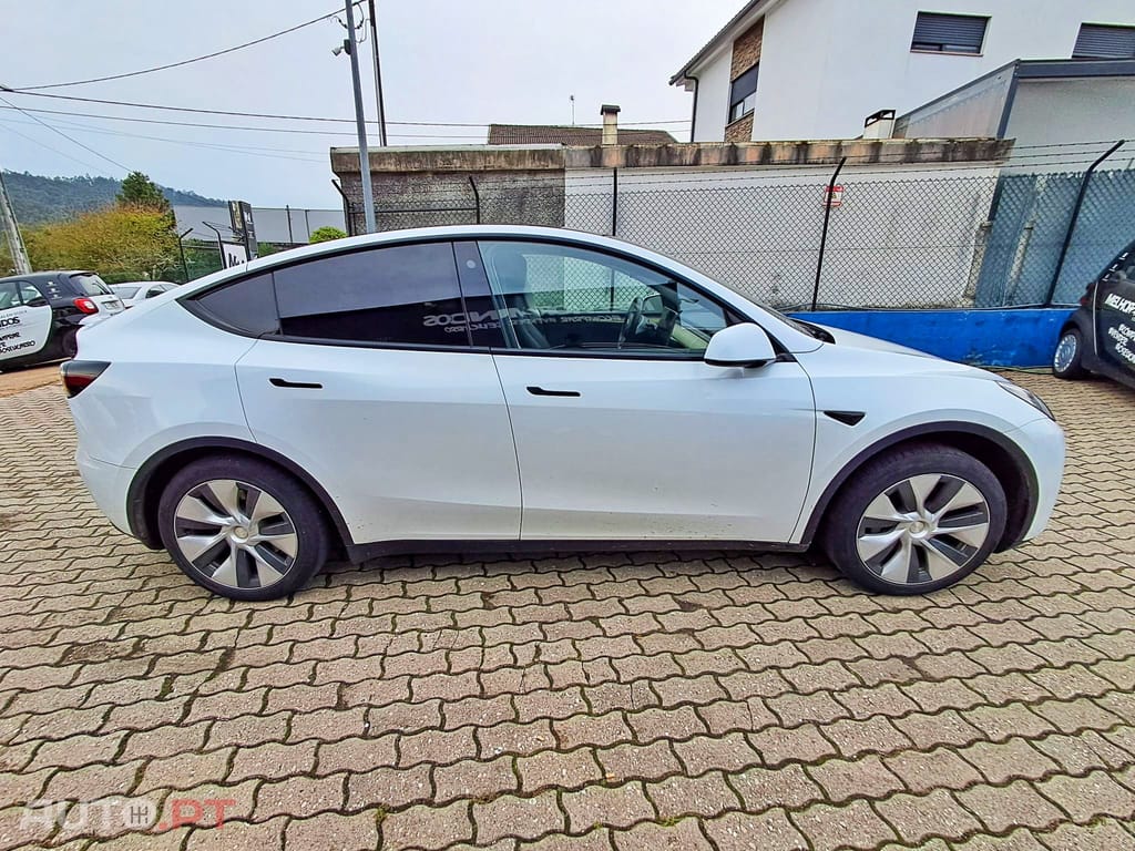Tesla Model Y Tração Traseira