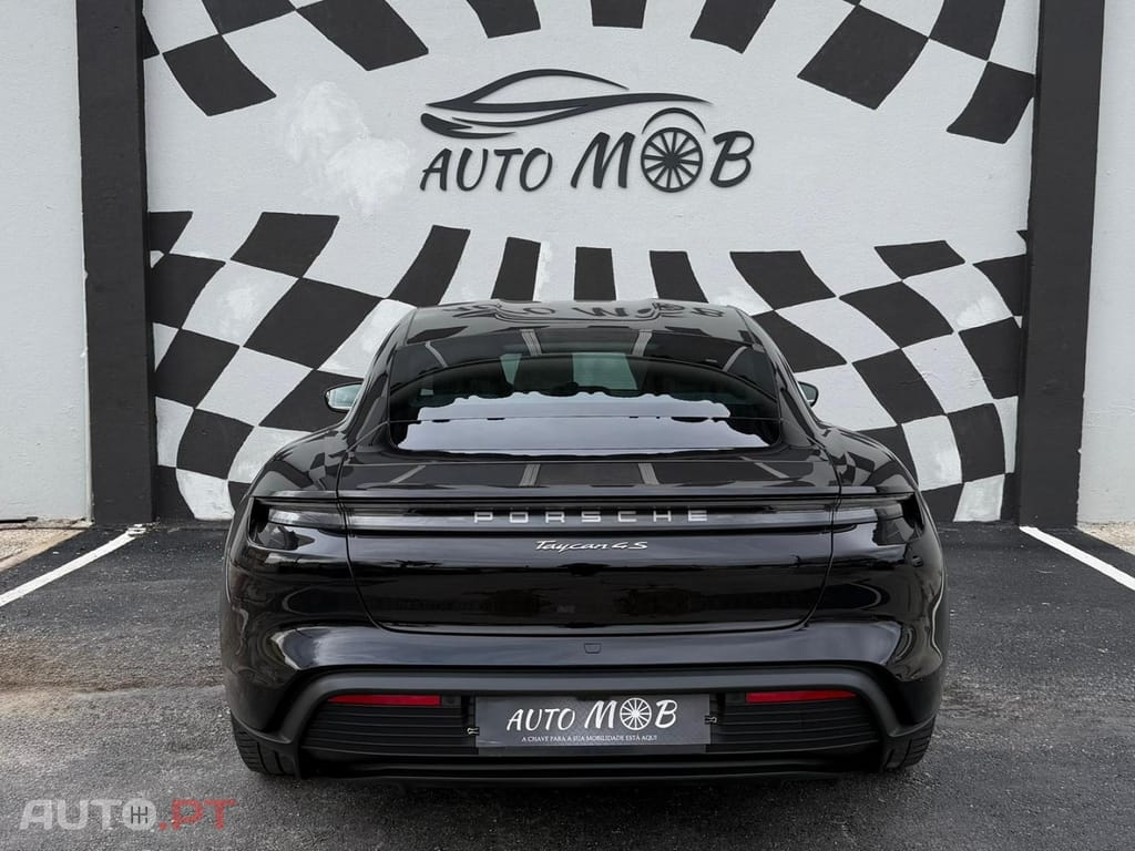 Porsche Taycan 4S Black Edition