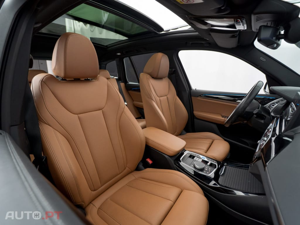 BMW iX3 M Sport Inspiring