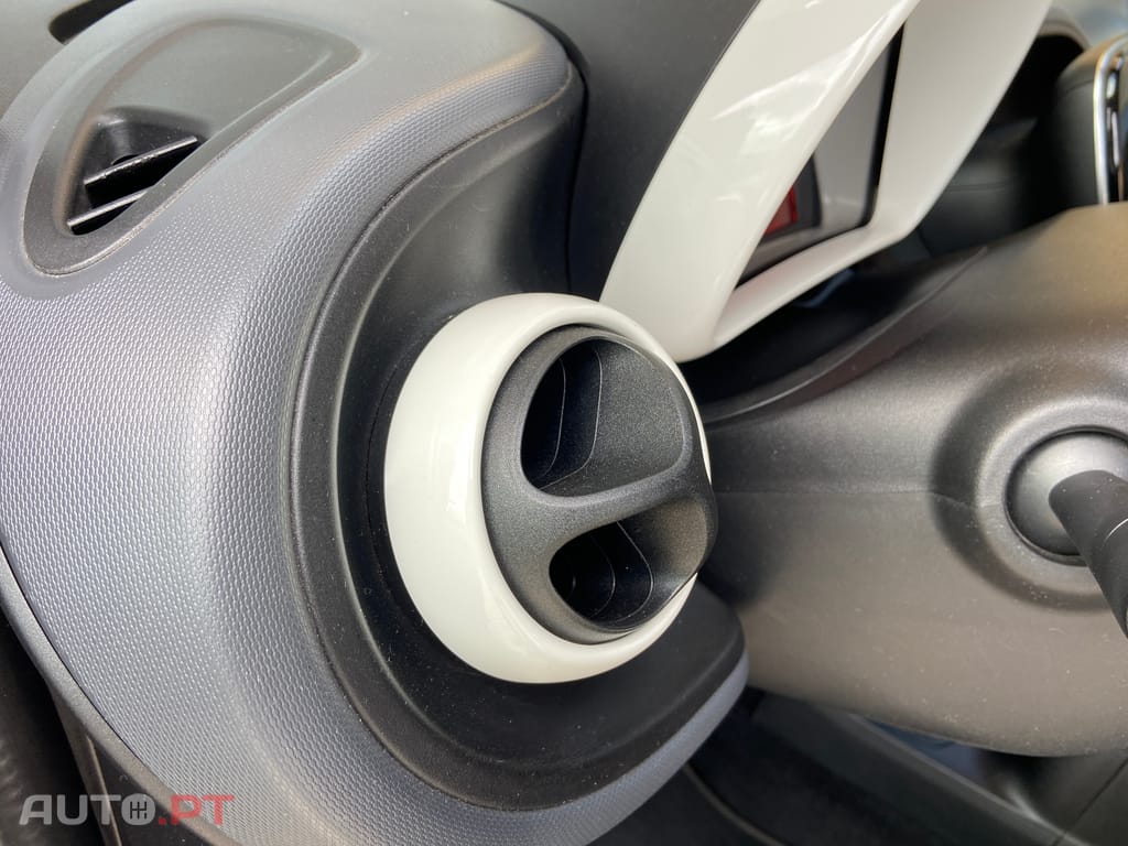 Smart ForTwo 1.0i Coupé