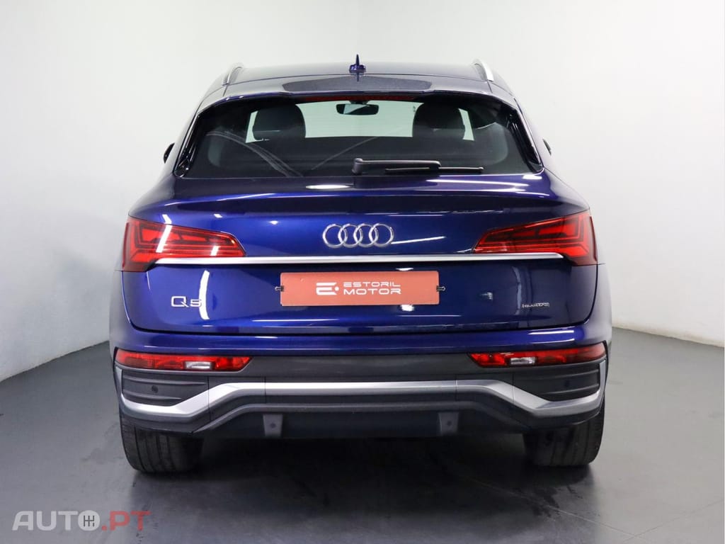 Audi Q5 50 TFSIe quattro S tronic Advance PHEV
