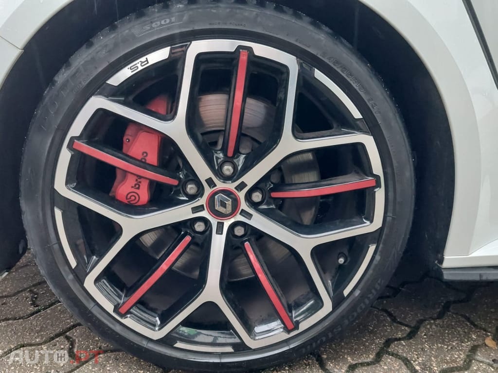 Renault Mégane 1.8 TCe R.S. Trophy EDC