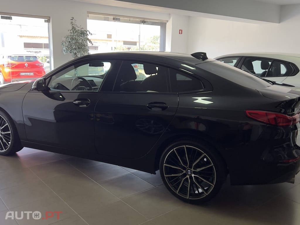 BMW 218 i Aut.Sport Line