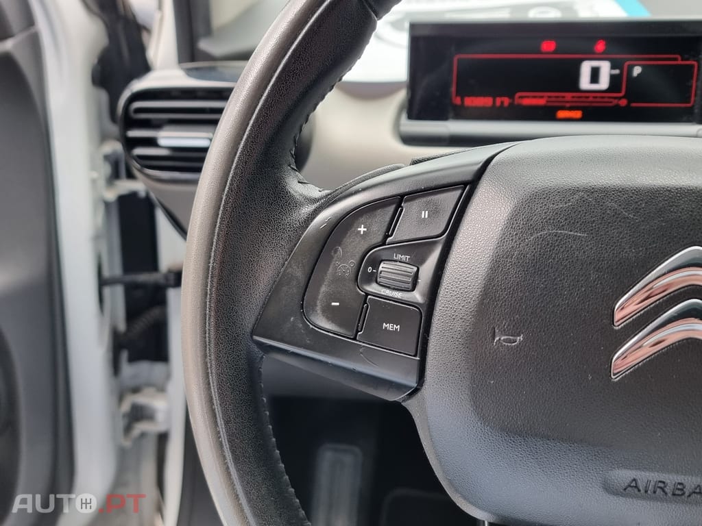 Citroen C4 Cactus 1.2 PureTech Shine EAT6