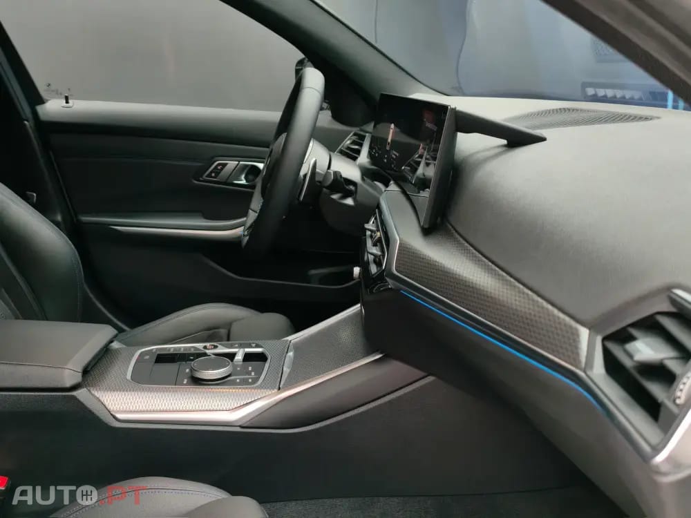 BMW 320 d Pack Desportivo M Auto