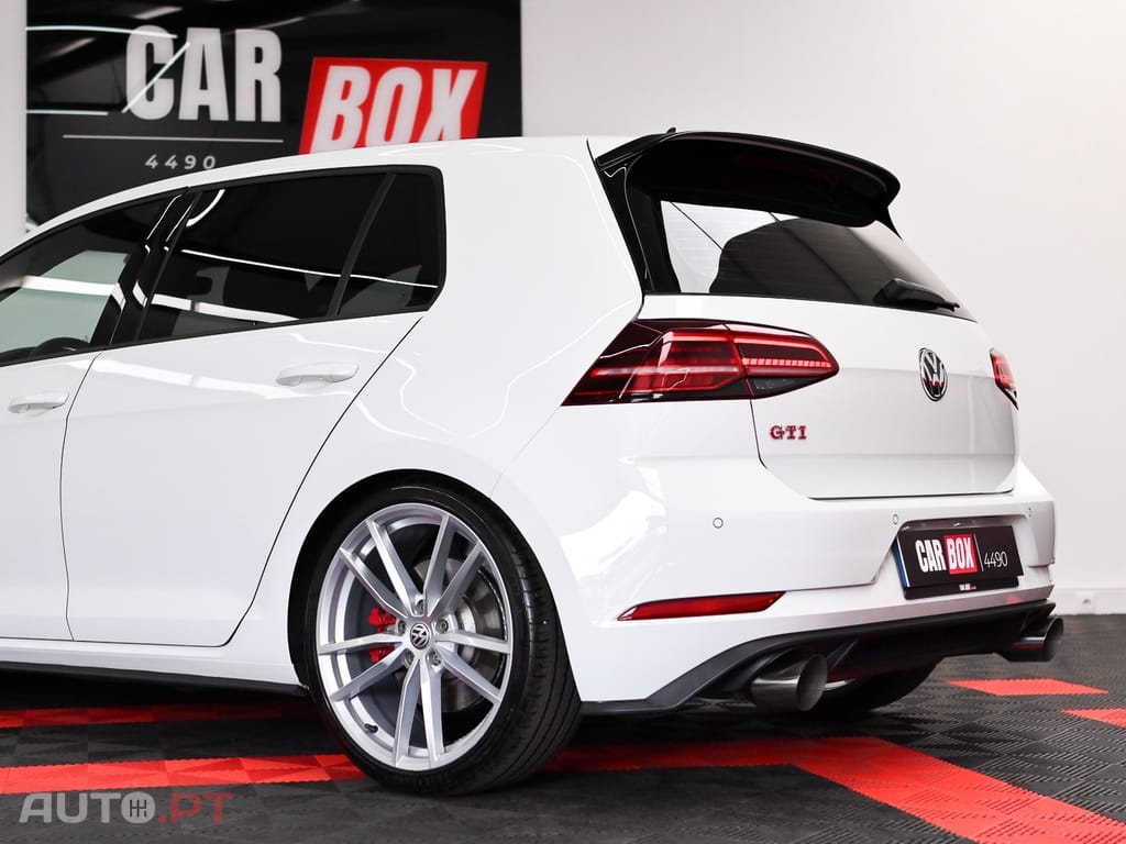 Volkswagen Golf 2.0 TSi GTi DSG Performance