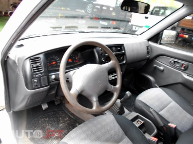 Mitsubishi L200 2.5TD 4x2