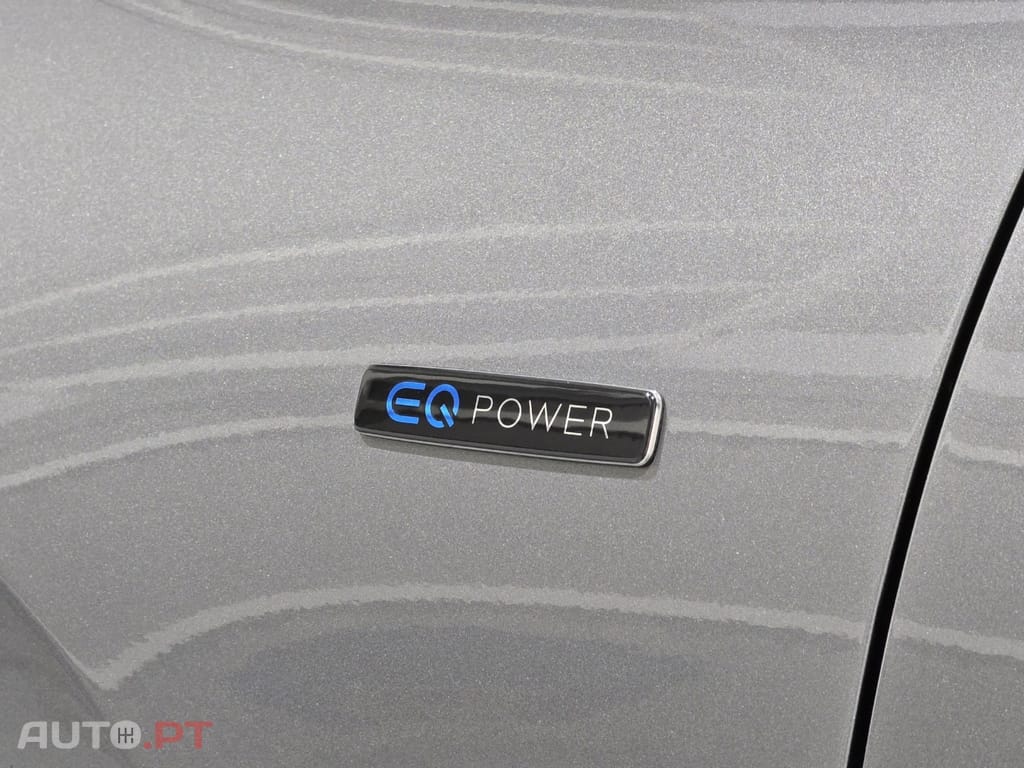 Mercedes-Benz A 250 e 8G-DCT Progressive