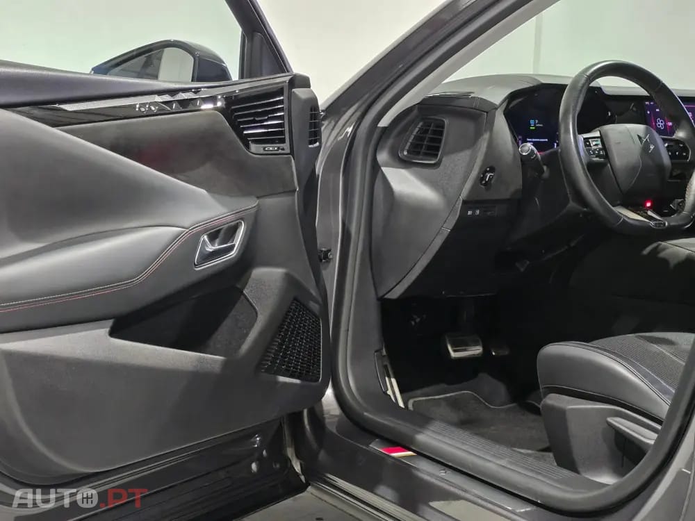 DS DS4 E-TENSE 225 PERFORMANCE LINE+
