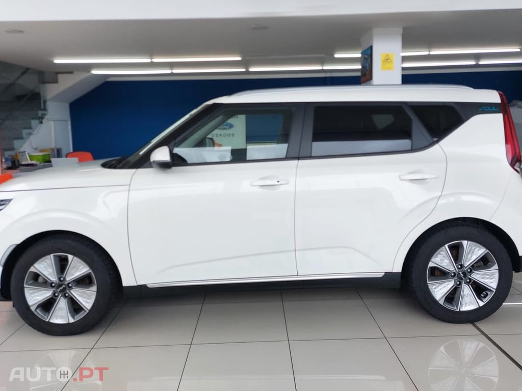 Kia Soul 64kWh