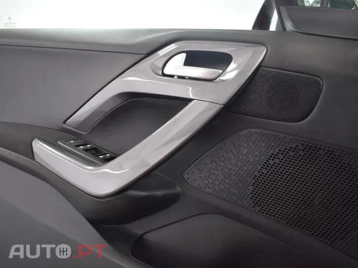 Peugeot 2008 1.5 BlueHDi Style